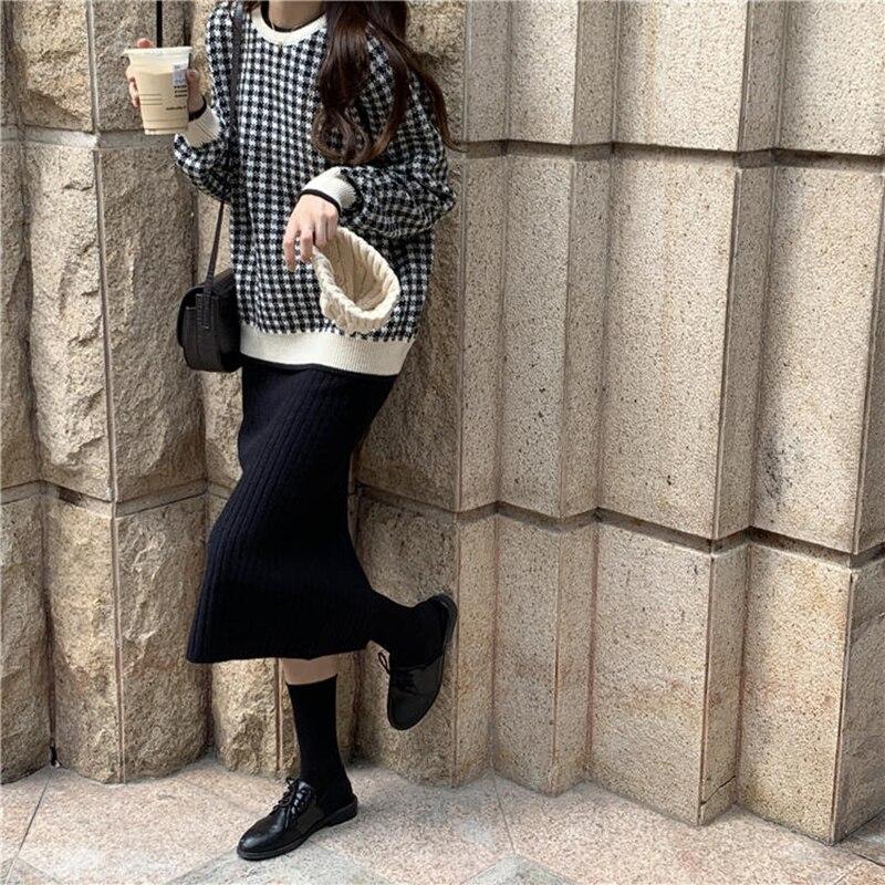 Classic O-Neck Plaid Knitted Sweater Women Loose Vintage Pullover Fall Winter New Long Sleeve Female Clothes