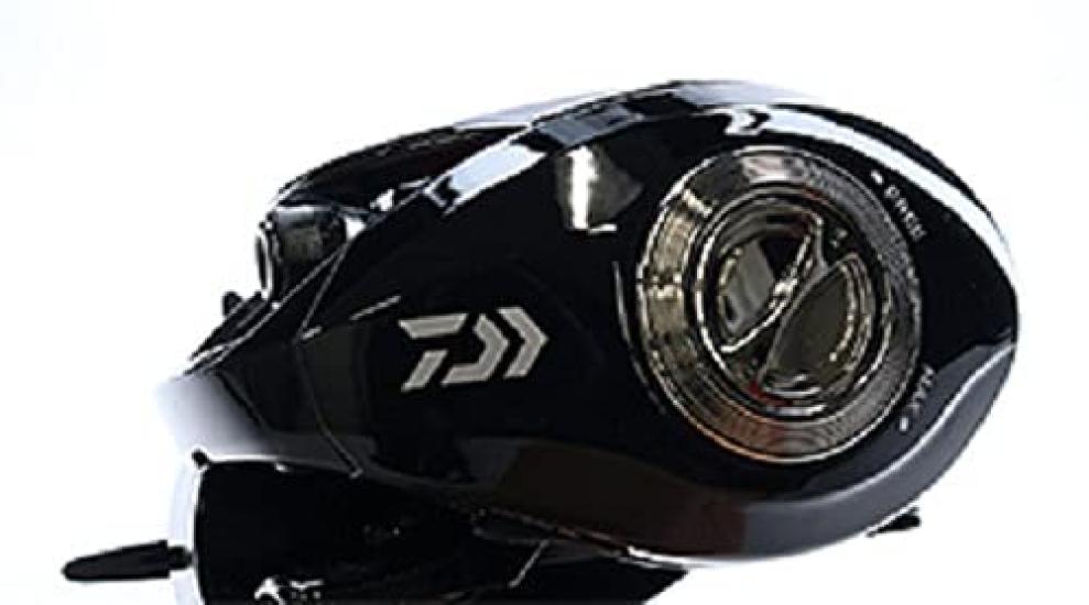 Daiwa Fune XT Baitcasting Reel with PE3 Black 150P-OP Line,