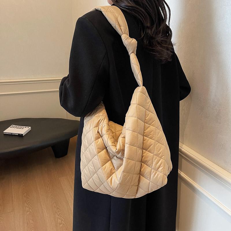 Women's Cloud Pleated Tote Bag Women's Lightweight Large Capacity Crossbody Underarm Bag