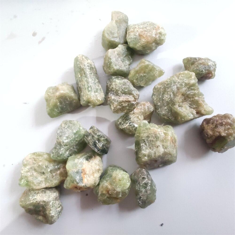 Натуральный зеленый кристалл апатита, грубый камень, необработанный драгоценный камень, минеральный образец, украшение для аквариума, дома, комнаты, фэншуй