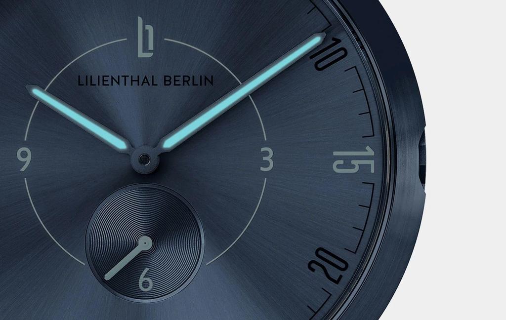 Часы Lilianthal Berlin с маленькой секундной стрелкой, сделано в синем цвете, мужские, Германия, L01-212-B003J,