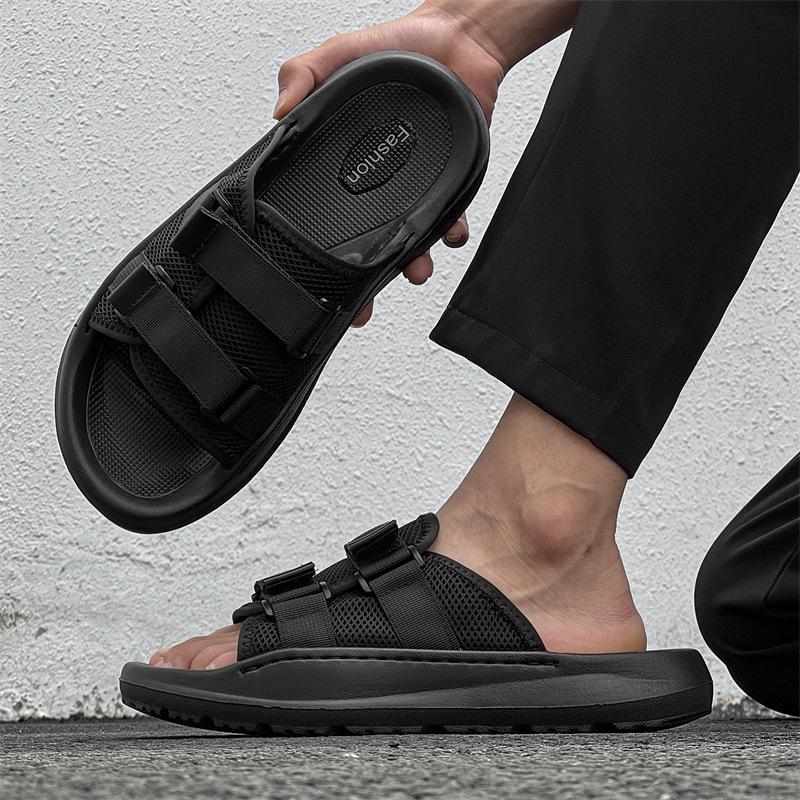 Slippers men's non-slip outer wear trend new casual versatile sandals soft sole word beach shoes 371222-J