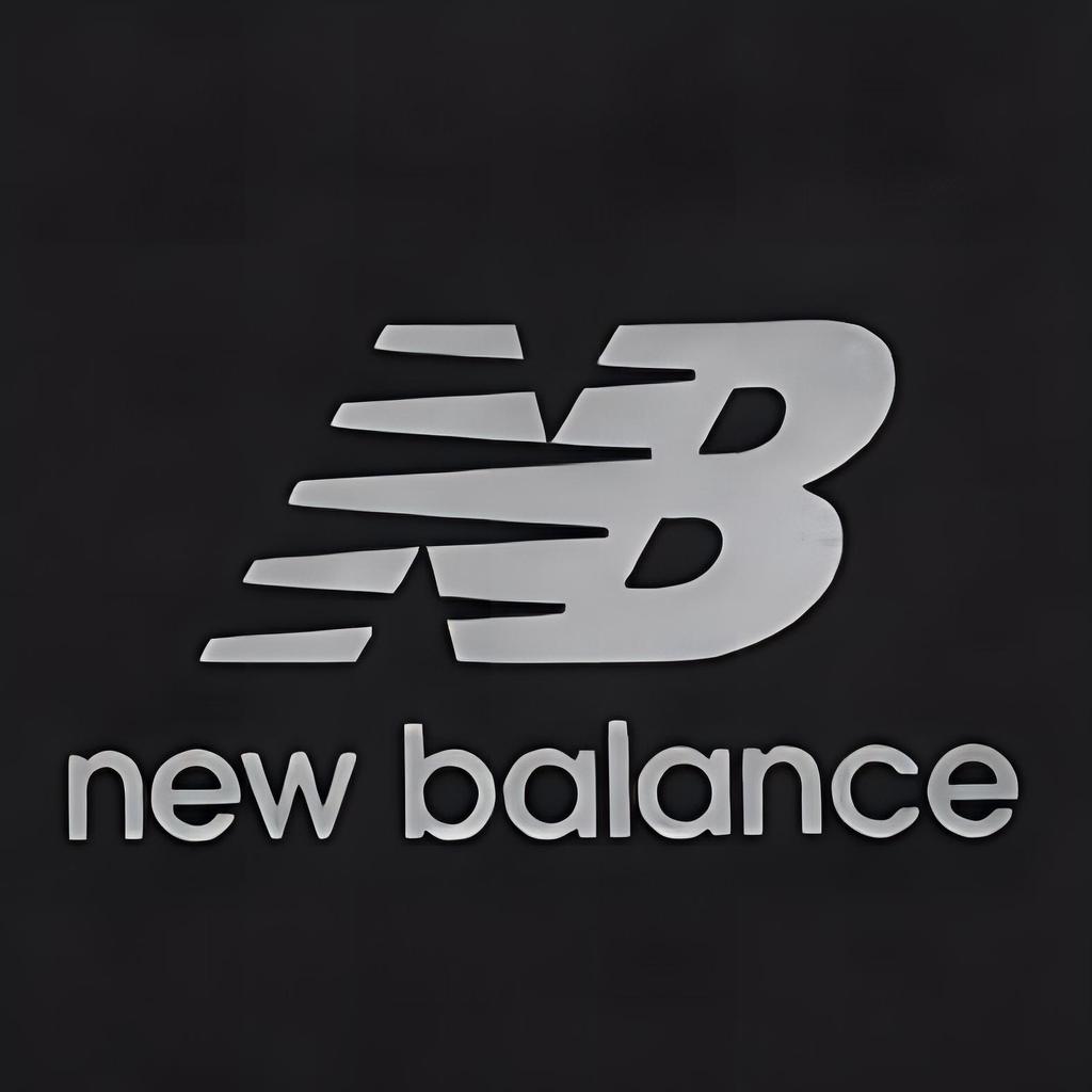 New Balance Повседневная куртка с принтом логотипа Азиатский размер 'Черный' Мужская AMJ22368-BK