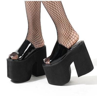 Модные 13см Ультравысокий каблук Водонепроницаемая платформа Лакированная кожа Рыбий рот Простые женские летние туфли на высоком каблуке и толстой подошве 35-41