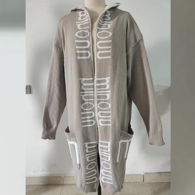 Длинный кардиган с капюшоном и монограммой, женский свитер, вязаное пальто