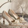 Модная женская обувь на тонком каблуке, осенняя новинка, с острым носком, с мелким вырезом, с блестками и цветком, противоскользящая, износостойкая, на высоком каблуке