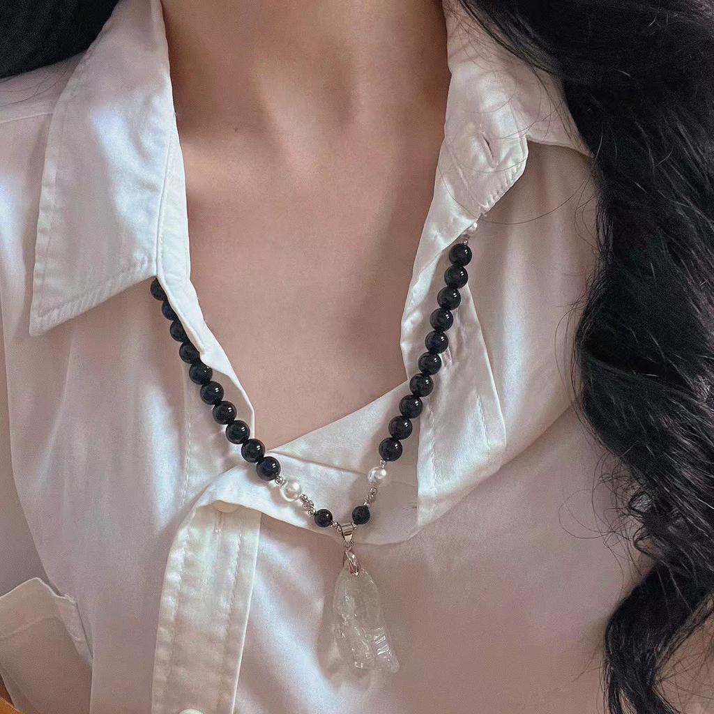 Vintage Natural Black Agate Crystal Necklace Sweater Necklace Korea