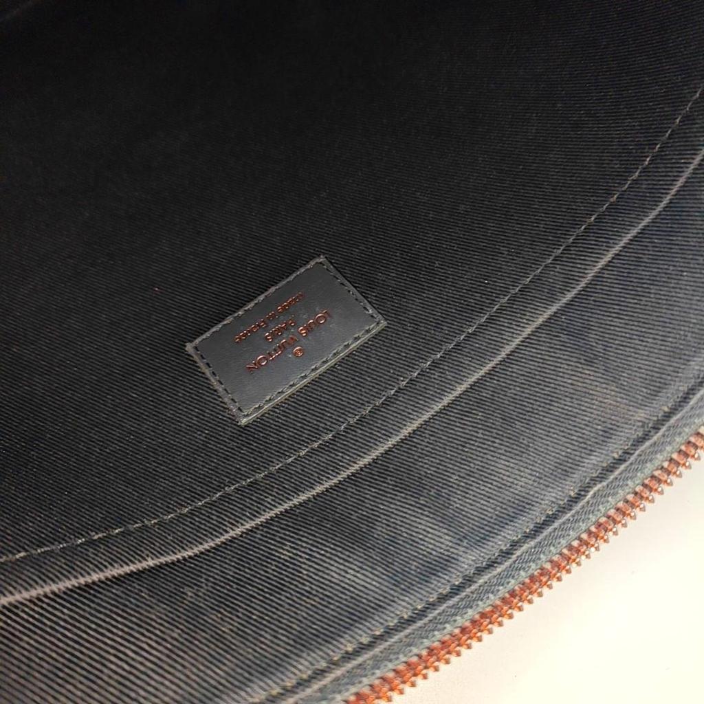 [Pre-Owned] Have A Vuitton Day Embroidered Logo Monogram Canvas Zippered Clutch - Very Good #1R2OG0R