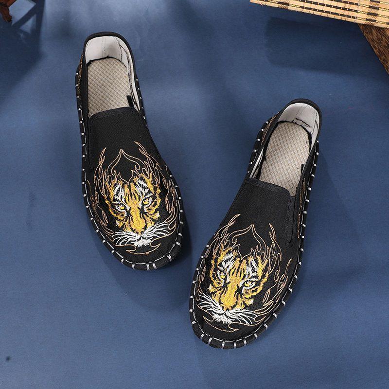 Embroidery Old Beijing Cloth Shoes Men'S Casual Canvas Shoes Men'S And Women'S Trends Korean Version Season Breathable Social Beans