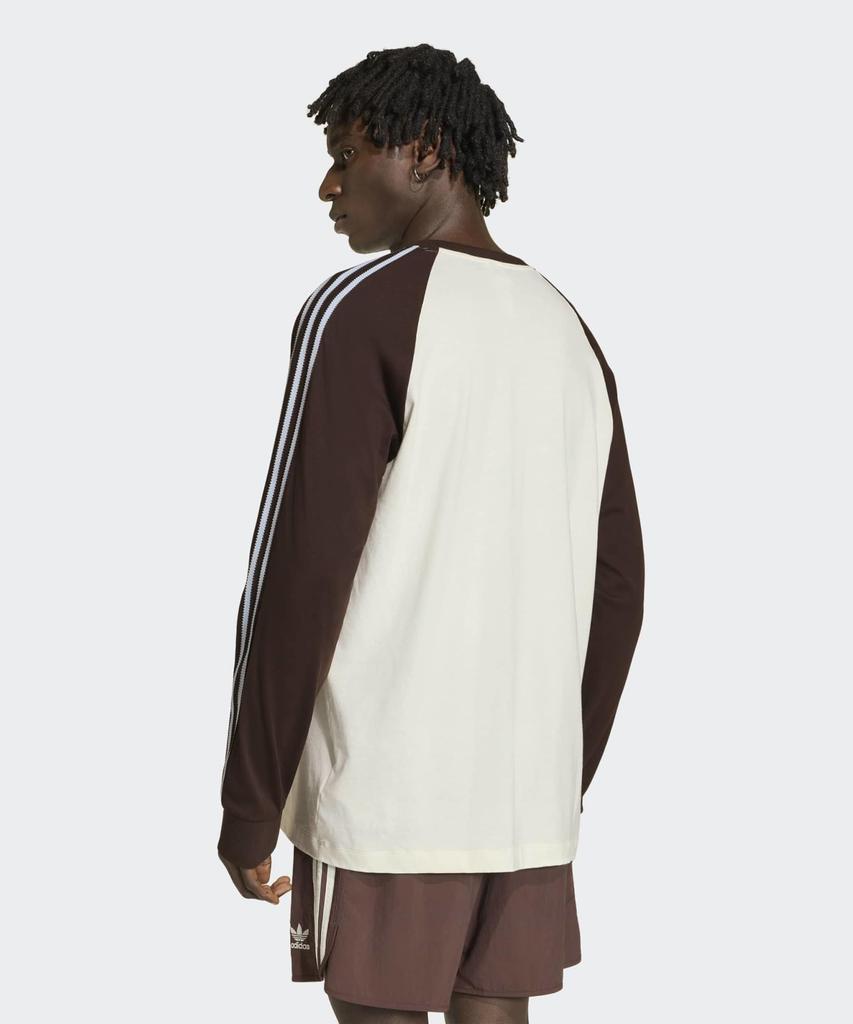 adidas Футболка Britcore Cali - Белая: Aura Coffee / Hz3829