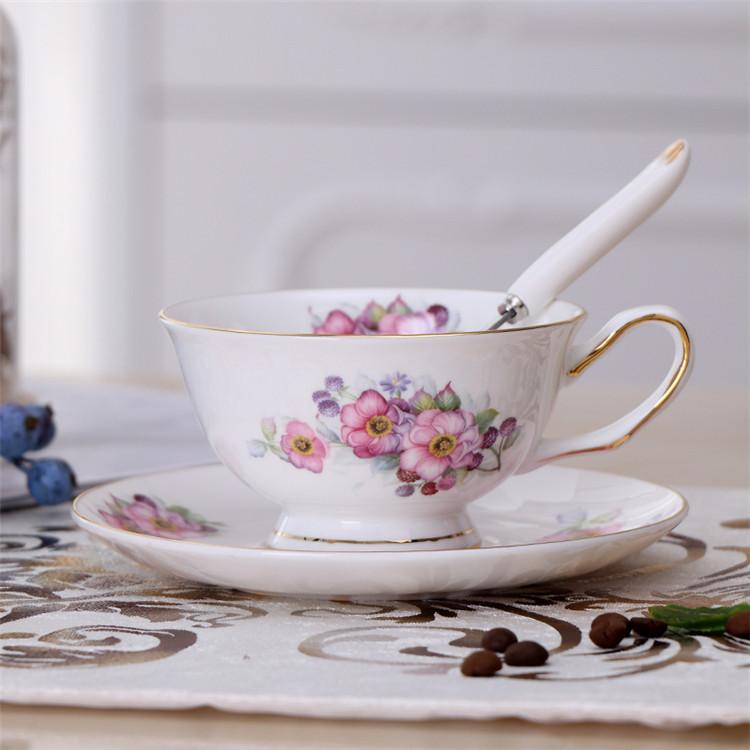 Чайная чашка из костяного фарфора, набор блюдец и ложек, элегантная керамическая чашка для чая, 200 мл, британская фарфоровая кофейная чашка, дропшиппинг