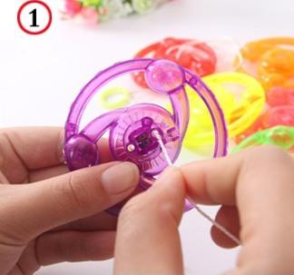 20Pcs Luminous Pull Wire Flywheel Luminous Ufo Flashing Toy Children'S Nostalgia Whistle Rattling Gift