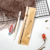 Одноразовые туалетные принадлежности для отеля B&B Kraft Paper Bag: Зубная щетка, зубная паста, гель для душа.