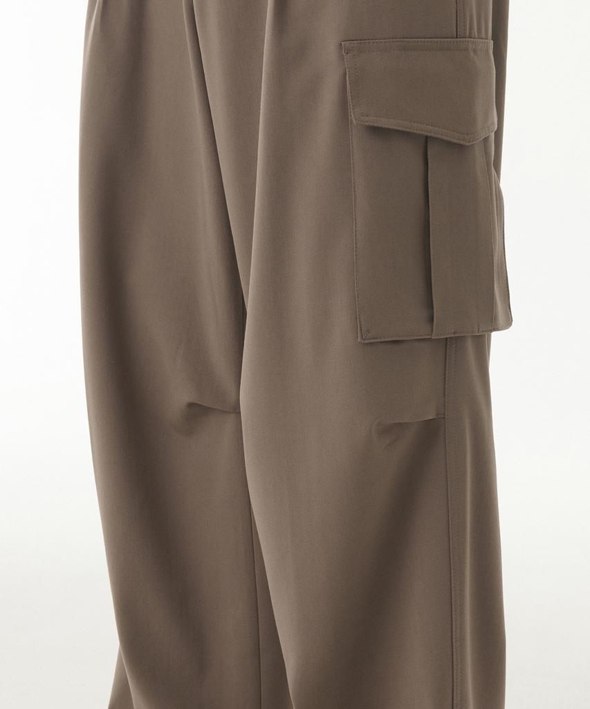MUSINSA STANDARD Parachute Banding Cargo Slacks [Dusty Beige]
