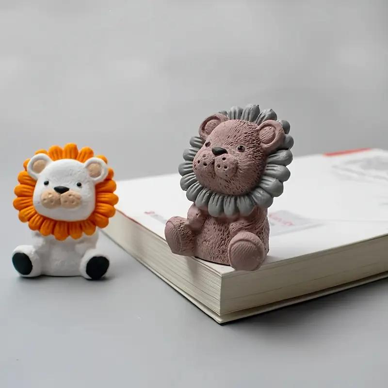 Cute Lion Silicone Candle Mold 3D Sitting Lion King Animal Soap Paste Resin Cement Casting Mold DIY Chocolate Ice Baking Tool