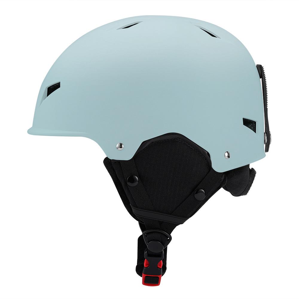 Sports Ski Helmets Male and Female Adult Integrated Molding Warm Ski Skating Snow Helmets Hard Hats