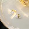 French Retro Pearl Ear Clip: Unique High-End Niche Design Earrings