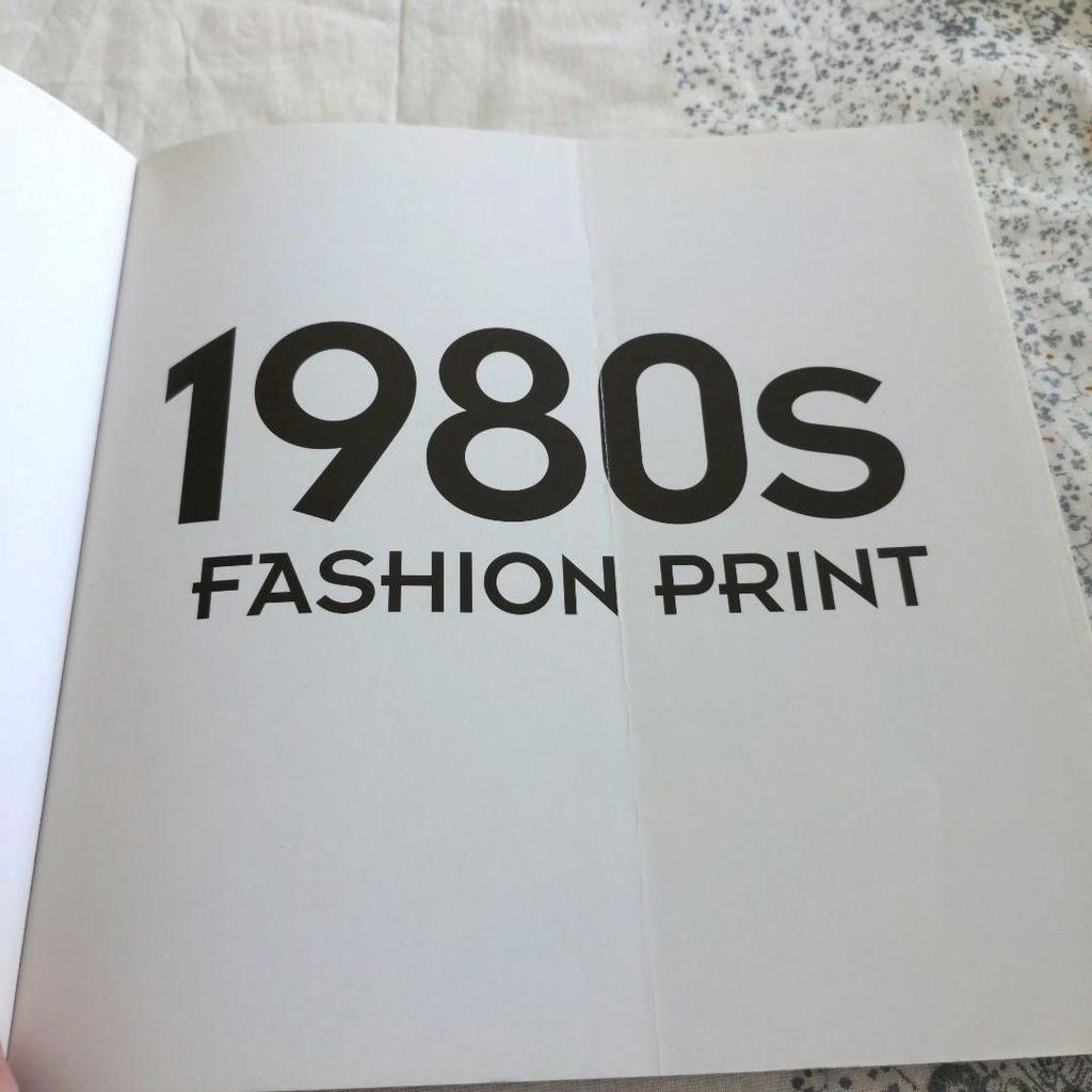 [Б/У] Модный принт 1980-х годов от Марни Фогг