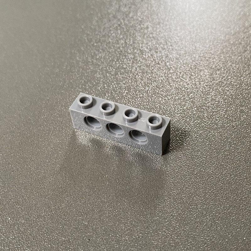 Совместимый строительный блок 3701 отверстие кирпичные детали, технологическое машиностроение строительные блоки запасные части 1X4 толстый кирпич с 3 отверстиями выпуклости