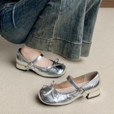 Мода 2025 Новая Осень Женская Обувь Модные Туфли Лодочки с Бантом Женские Лаконичные Уличные Кожаные Туфли на Толстом Каблуке