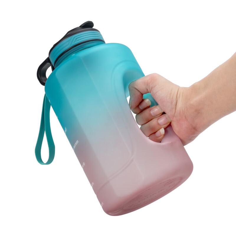 Спортивная бутылка для воды Duoli 2,2 л с градиентом