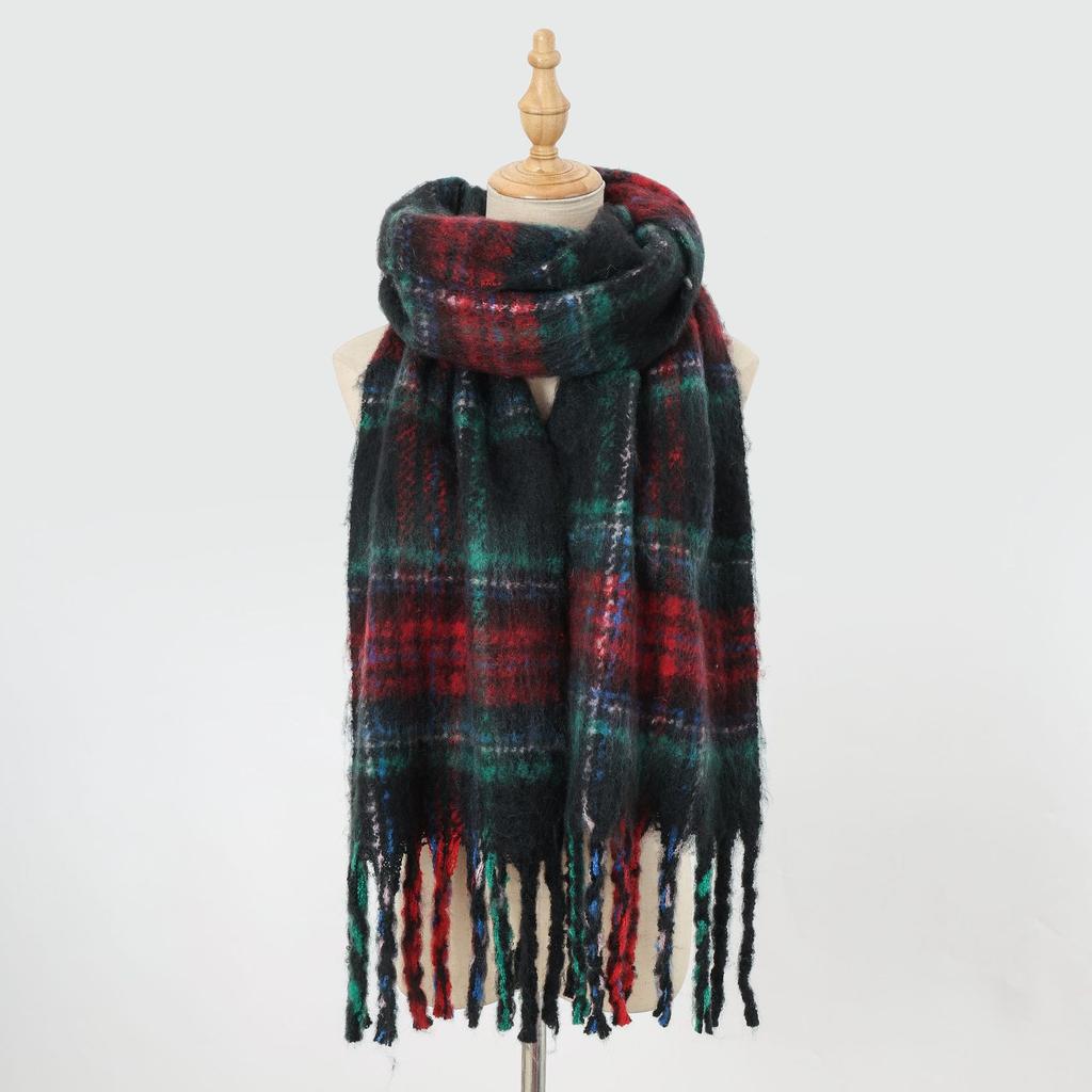 Commuter Scarf Atmosphere Retro Plaid Clip Pattern Scarf Warm and Cold and Windproof Scarf Long Scarf