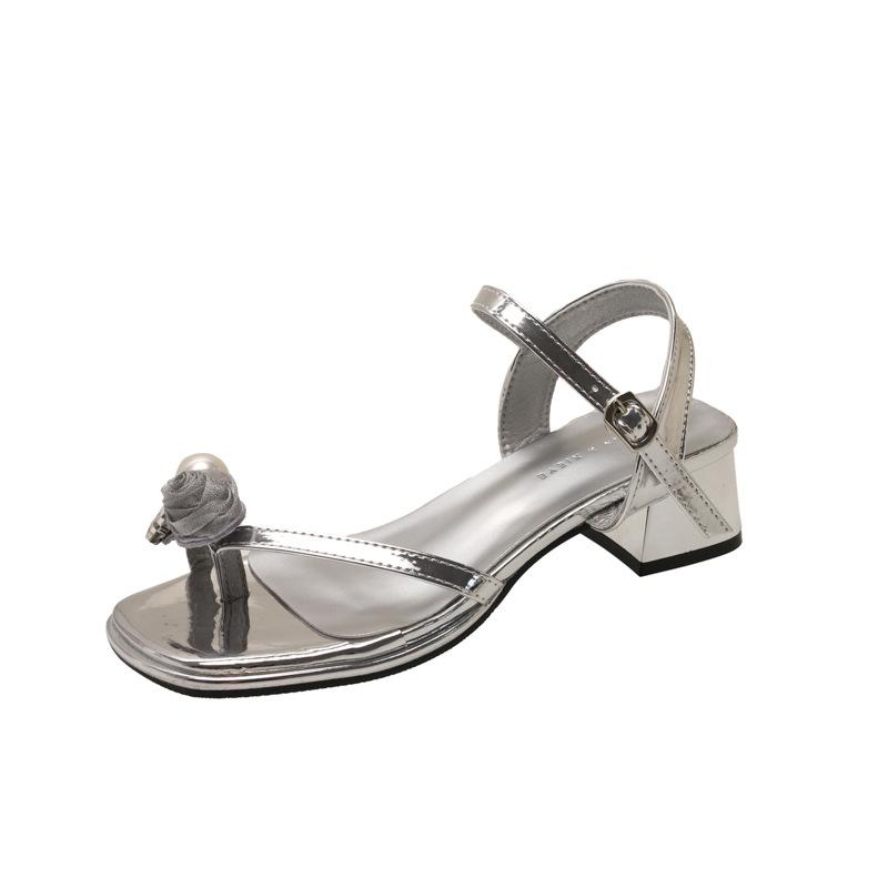 Versatile Niche French Silver Pearl Sandals 2025 New Summer Fairy Style with Skirt Thick Heel Beach Sandals