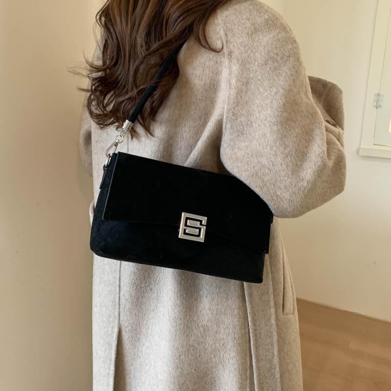 Сумка с высоким чувством моды женская 2025 новая осень и зима Майяр маленькая квадратная сумка ретро нишевый дизайн сумка через плечо