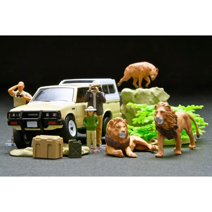 TOMYTEC Marine x Tomica Limited Vintage Geocore64 Car Snap 32a Safari 4 (Nissan Truck 4x4 King Cab included) ABS/PVC Figure & Accessory Set