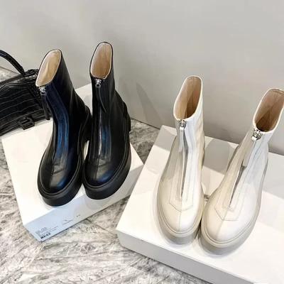 Женские 2025 Осень/Зима Кожаные Ботильоны на Толстой Подошве на Молнии Спереди Британский Стиль Толстый Каблук Модные Плюшевые Женские Короткие Ботинки