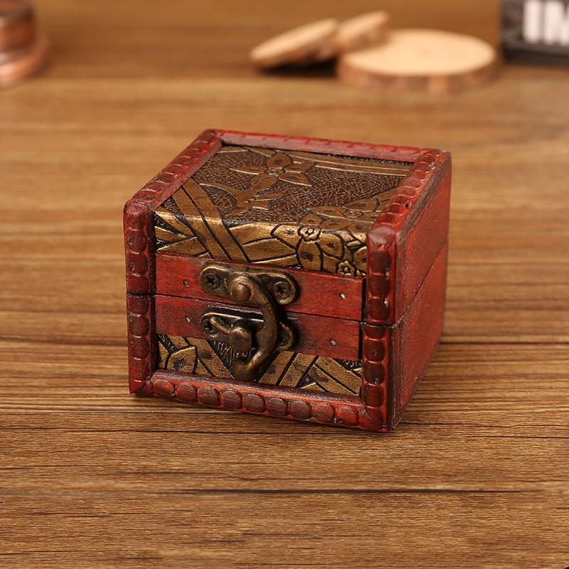 Exquisite European Vintage Wooden Small Storage Box Creative Badge Brooch Jewelry Box Imitate-Old Hand Made Tabletop Ornament
