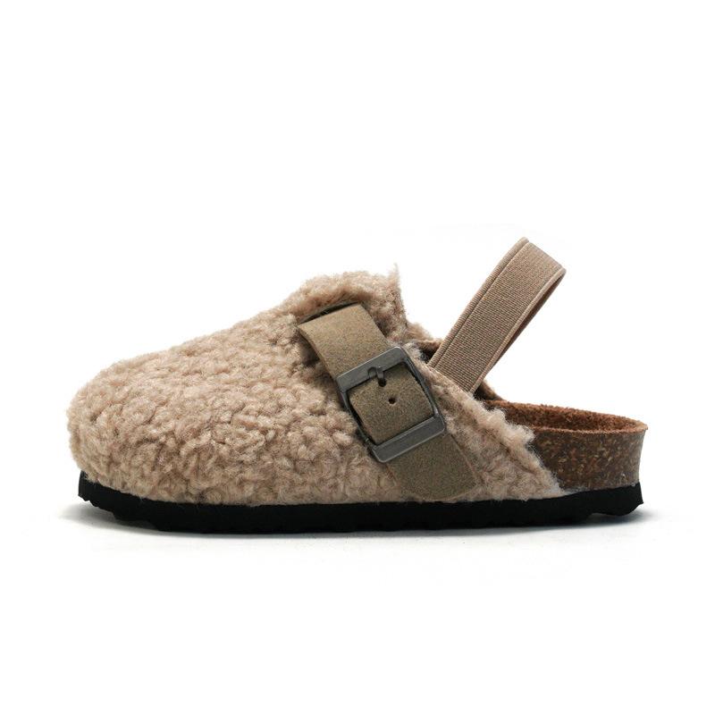 2026 Autumn and Winter New Cork Sandals and Slippers Wear Suede Warm Sandals for Boys and Girls.