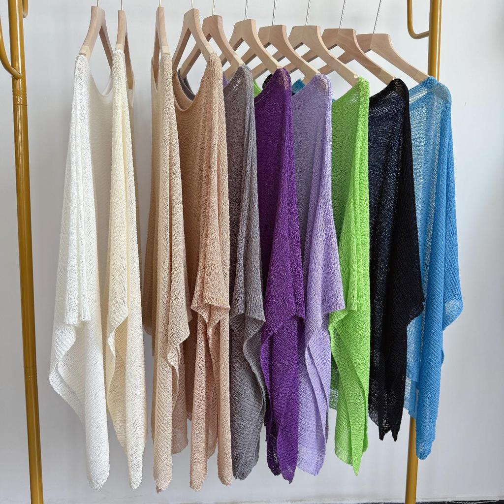 Многофункциональное пончо-шаль из ажурной вязки с майкой