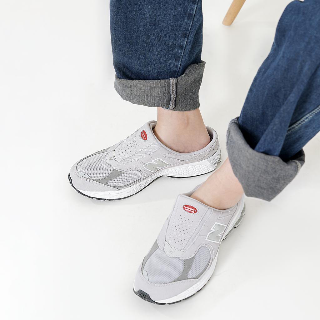 New Balance 2002R Mule Rain Cloud Unisex Sneakers Grey Marblehead M2002RMA