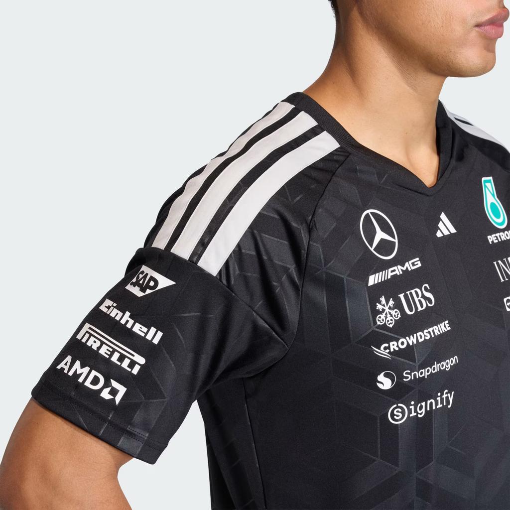 adidas Автоспорт FW25 Mercedes - AMG Petronas Formula 1 Team Влагоотводящая Быстросохнущая Облегающая Короткий рукав Гоночная Футболка Мужские Топы KF0161