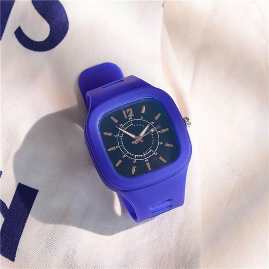 Женские часы в японском стиле, регулируемый пластиковый ремешок, кварцевый механизм с квадратным циферблатом, студенческие аналоговые часы, наручные часы для путешествий на каждый день