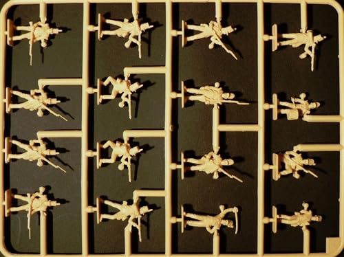 Platz Italeri 1/72 Наполеоновские войны Британский солдат 1815 Пластиковая модель IT6095 (Человек)