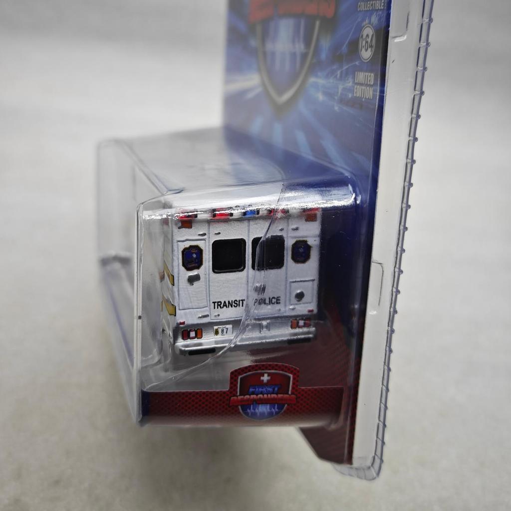 1:64 1994 Ford F-350 Скорая помощь Высокодетализированная Сплавная Модель Автомобиля Коллекционная Игрушка Подарок Сувенир Дисплей Украшение