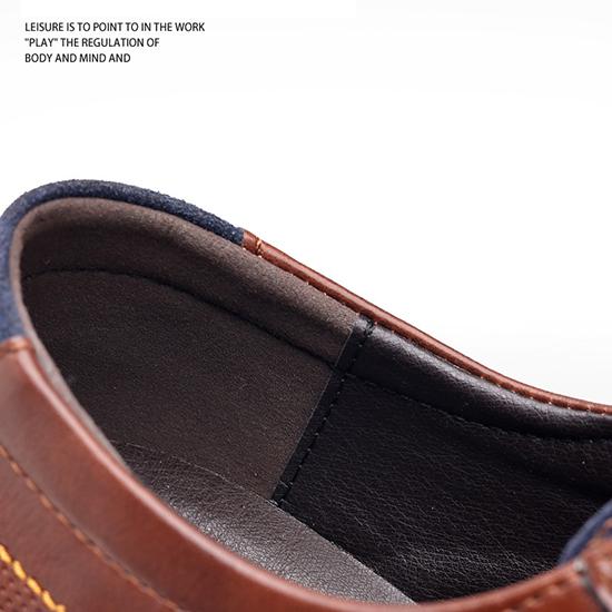 Men's Patent Leather Business Leather Shoes with Toe Tips, Slim Fitting Leather Shoes for Men's Fashionable Leather Shoes