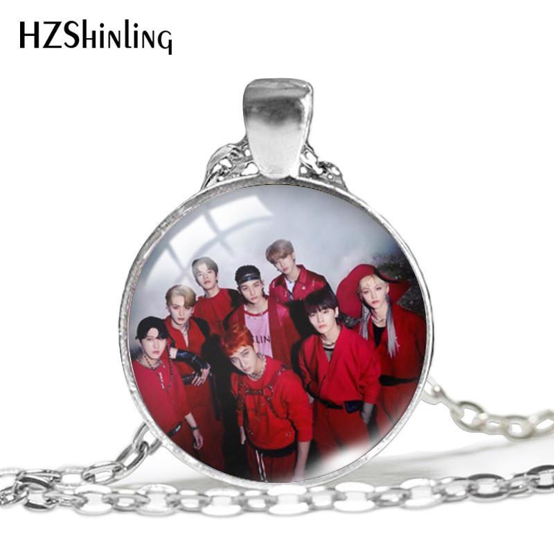 Геометрическое колье-подвеска в стиле Stray Kids с вневременным дизайном с драгоценными камнями для фанатов