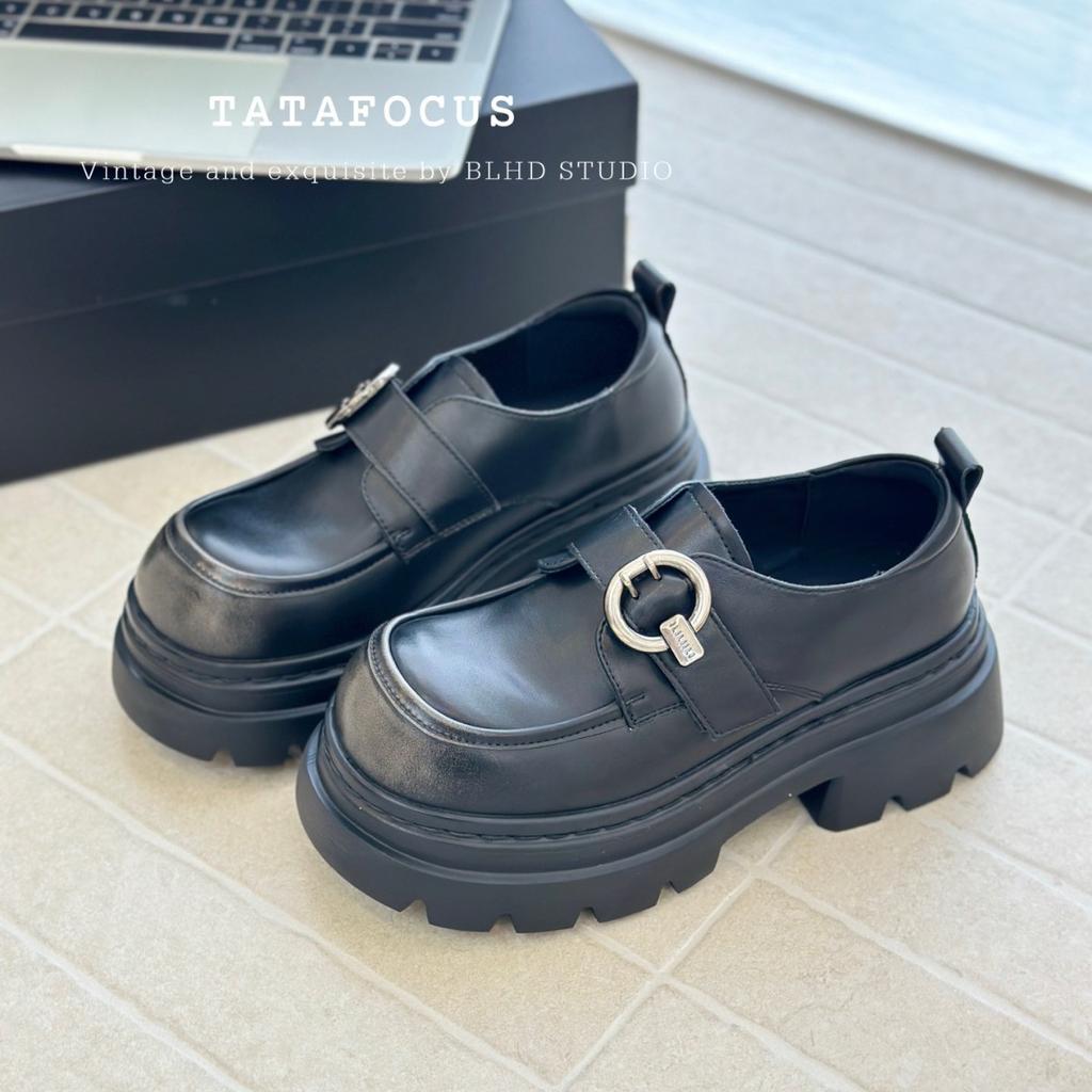 The Thick-soled Muffin Increases the Height of the Small Leather Shoes, and the Women's British Style 2025 Autumn New Popular Loafers Are Single Shoe