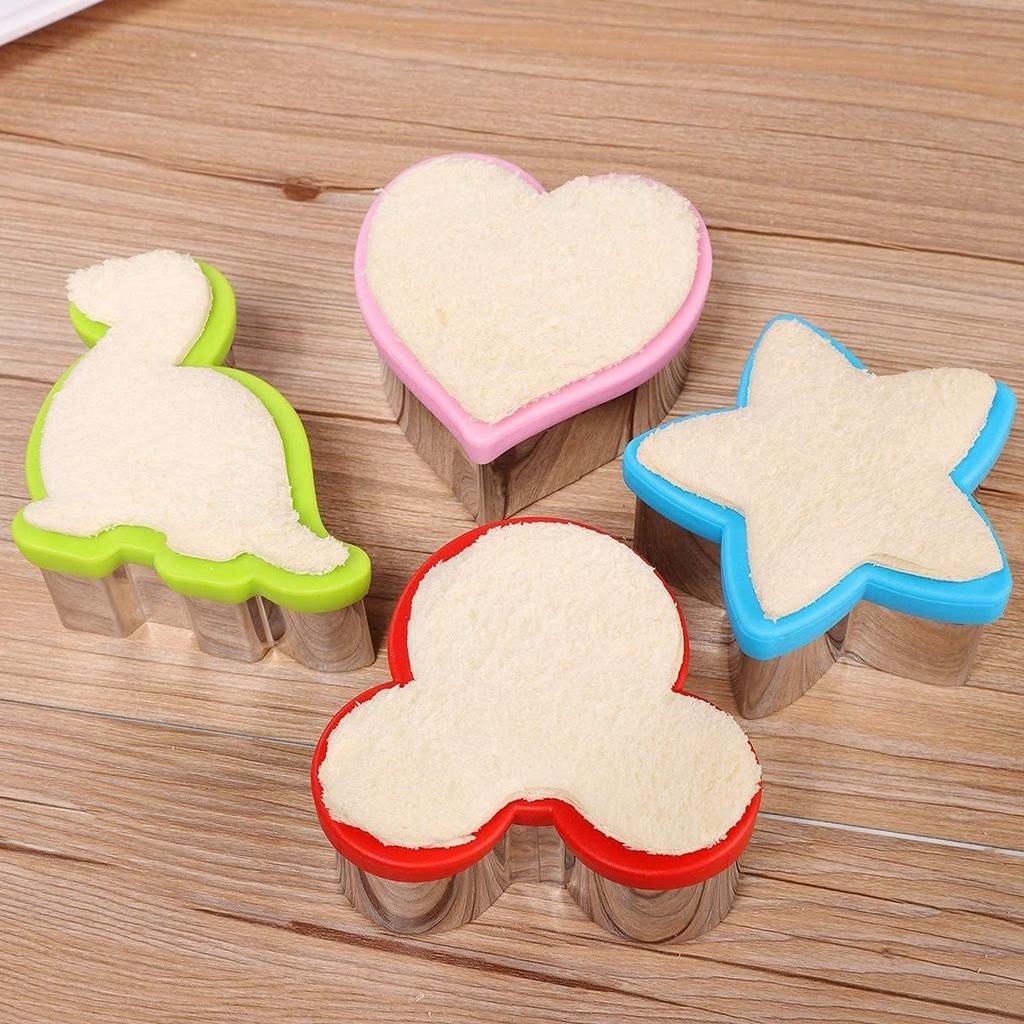 4PCS Sandwich Cutter Set Stainless Steel Non-Slip Dinosaur Bear Heart Star Molds for Bread Cookie Kids Holiday Party Home Baking