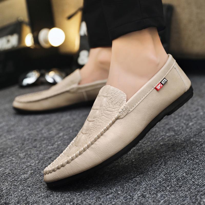 Men Loafers Casual Shoes Boat Shoes Men's Mocassins 2025 New Fashion Driving Shoes Slip On Walking Flats Leather Mocassin Homme