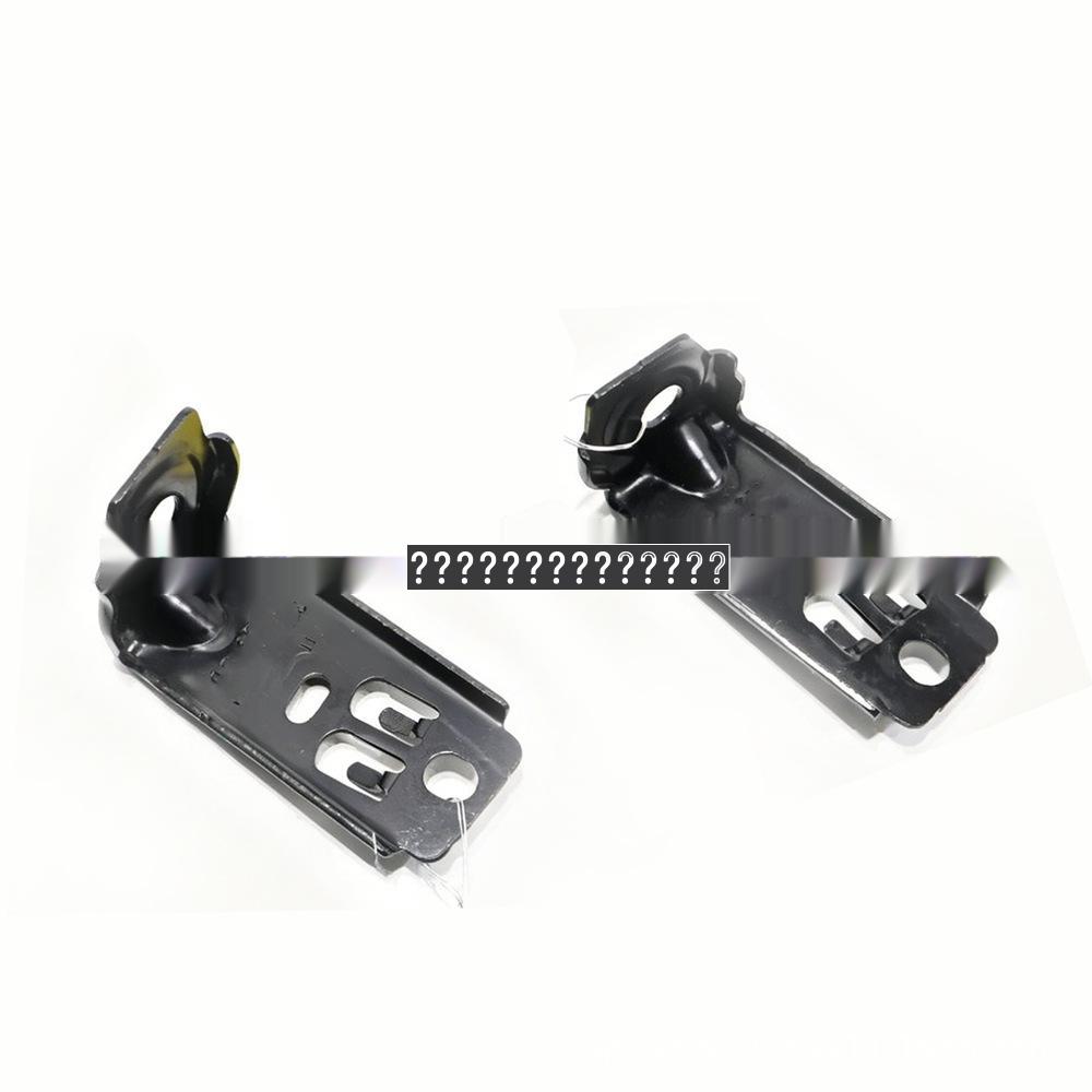 Кронштейн переднего бампера Volvo S60/V60 2019 (31651845/31651846)