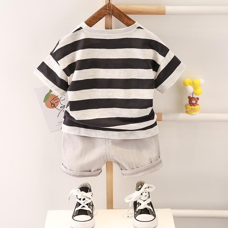 "Boys' 2023 Summer Striped Short-Sleeve Two-Piece Suit - Korean Style Trendy Casual Outfit"
