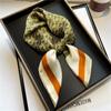 70 * 70cm New Silk Small Square Scarf For Women'S Neck Protection Professional Scarf Versatile Hair Tie Headscarf Scarf