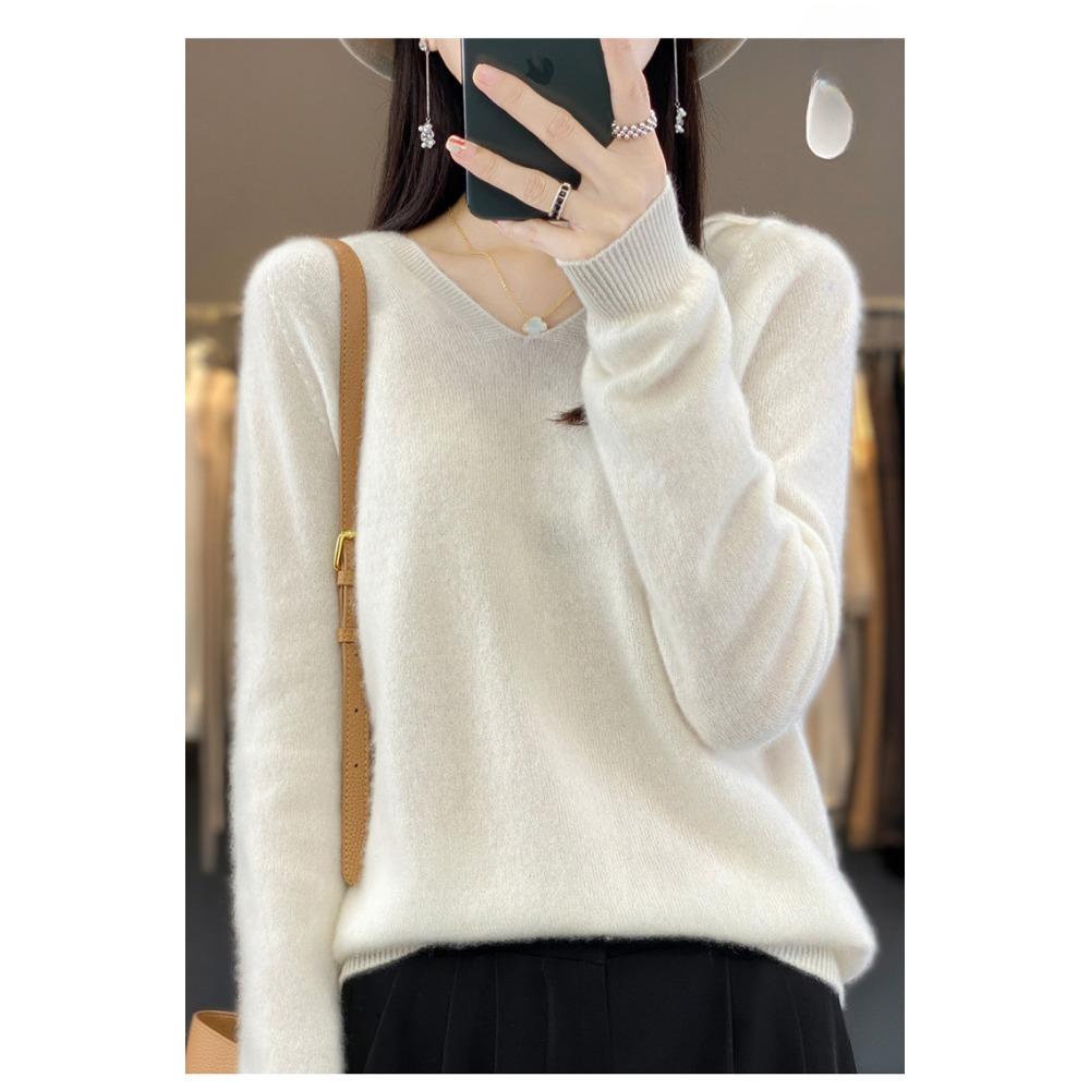 New Autumn and Winter Woolen Sweater Women's Knitted Hooded Sweatshirt Loose Base Layer