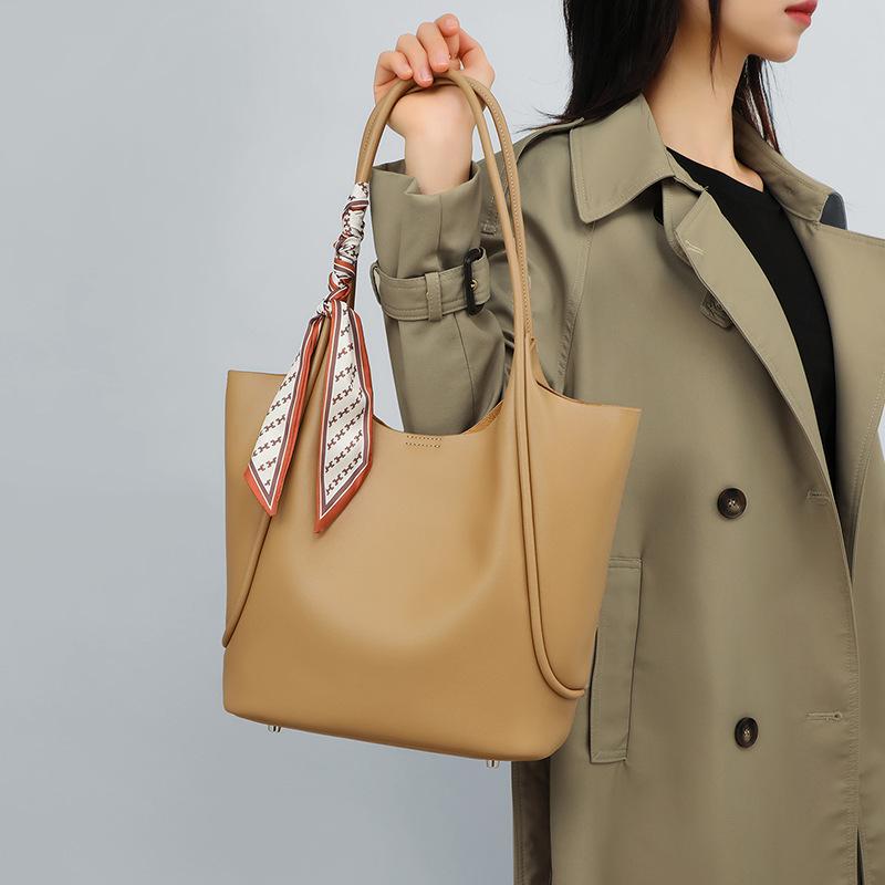 2025 New Oblique Span Women's Bag Tote Bag Autumn and Winter Bow Casual Bucket Bag Shoulder Bag Large Capacity
