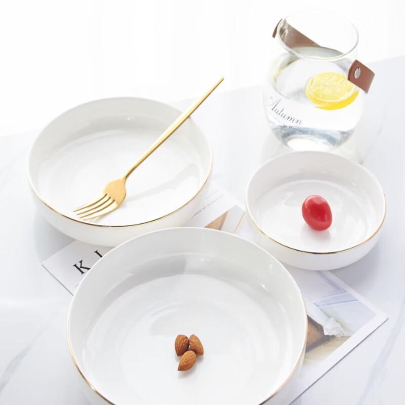 LISM Hand-Gilded Ceramic Rimmed Pasta/Salad Plates, 8-inch (Set of 2)