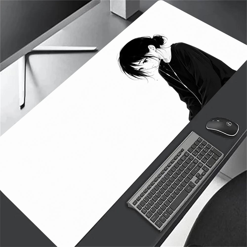 Black and White Sad Girl Large Gaming Mouse Pad Desk Mat Anti‑Slip Computer Keyboard Mousepad Office Desktop Decor Mouse Mat